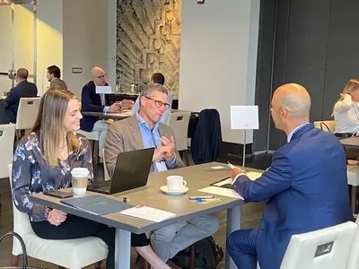 Discussion booths for finance professionals