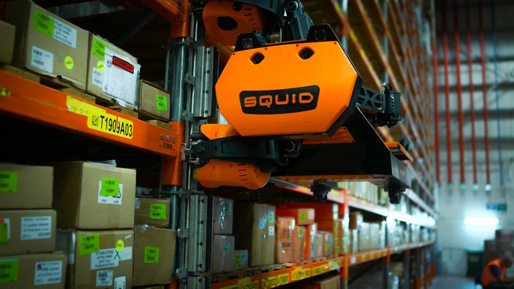 Amazon deploys robots in its warehouses