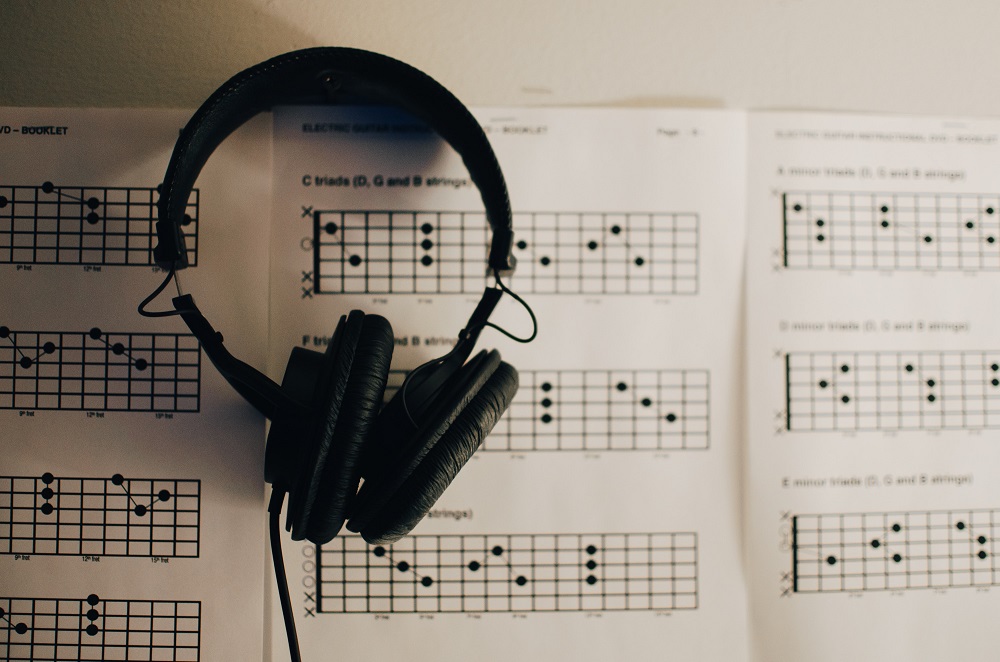 Data Analytics in Music Industry